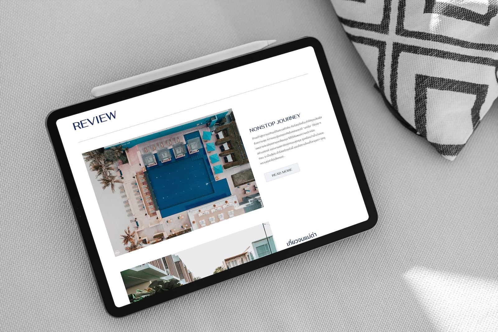 Hotel website design showcase – Review section